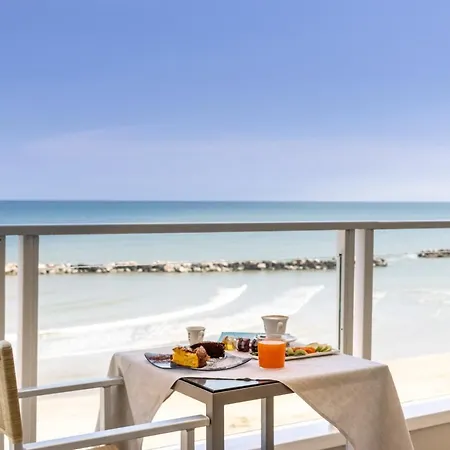 Vistamare Hotel