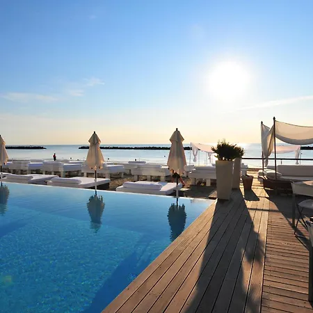 Vistamare 4*