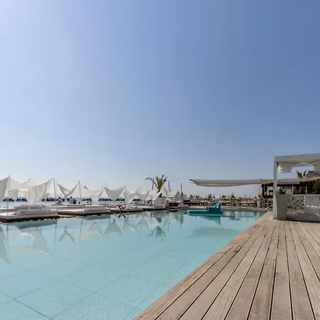Vistamare 4*