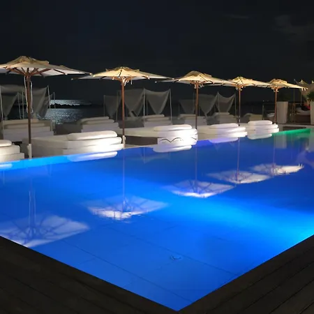 维士塔梅赫套房酒店