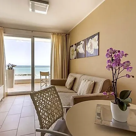 Vistamare Hotel 4*