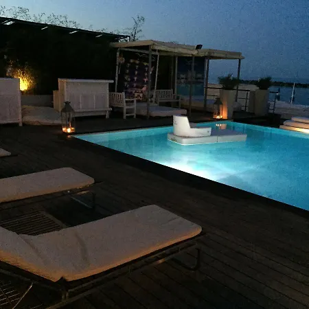 Vistamare 4*