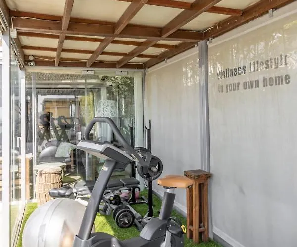 维士塔梅赫套房酒店 酒店 4*