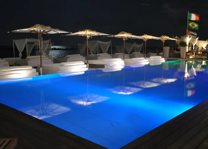 维士塔梅赫套房酒店